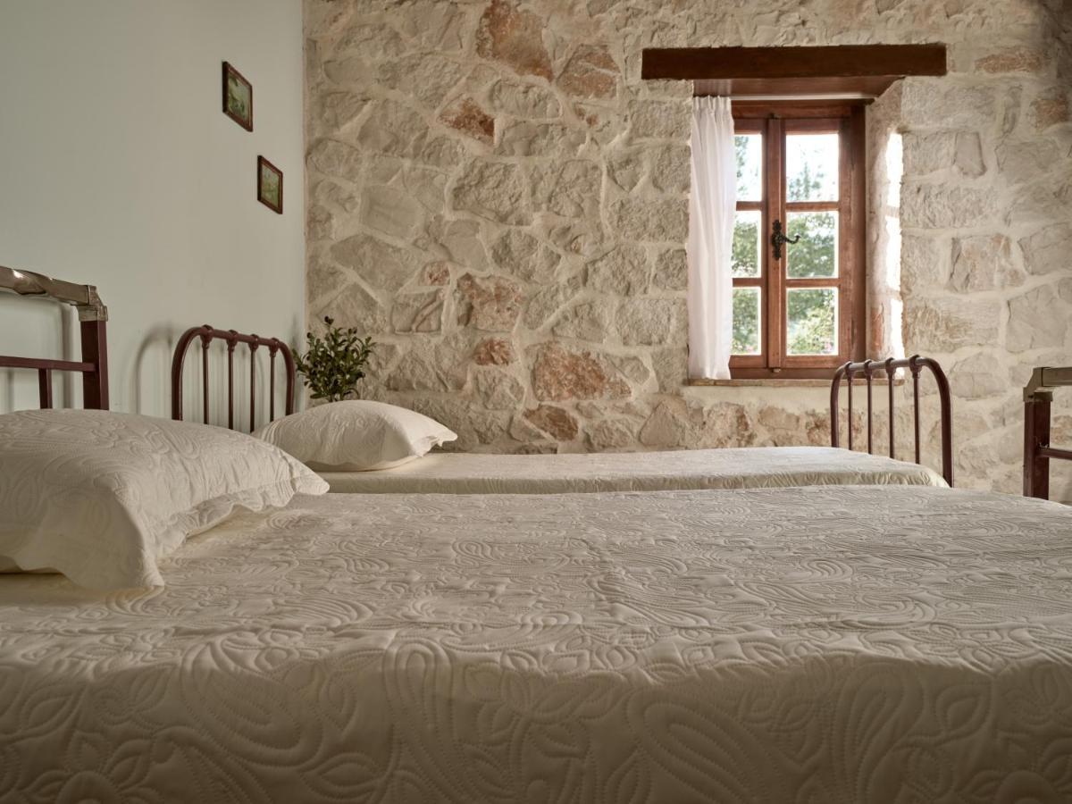 Vafias Villa - Tranquil Location, Ideal For Large Groups, By Zantewize Lithakia  Zewnętrze zdjęcie
