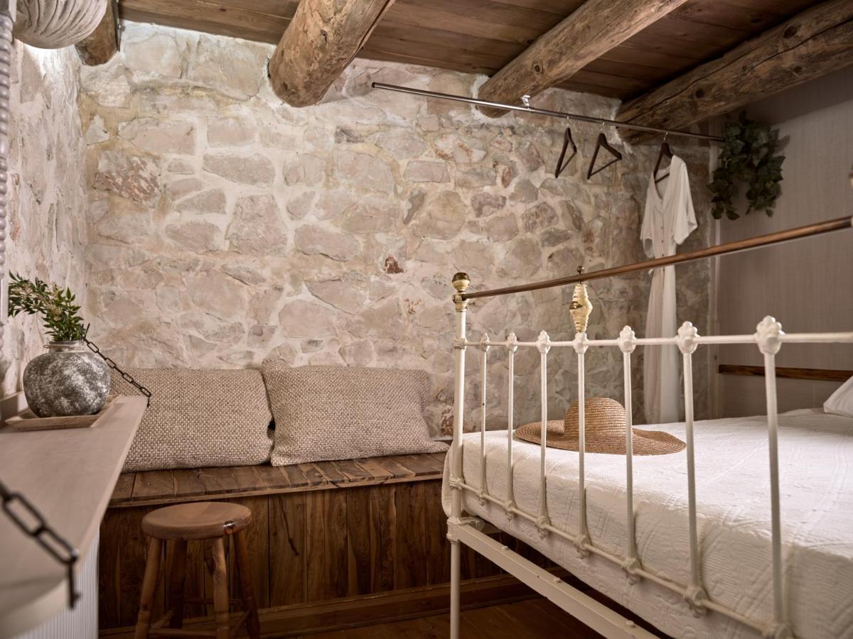 Vafias Villa - Tranquil Location, Ideal For Large Groups, By Zantewize Lithakia  Zewnętrze zdjęcie