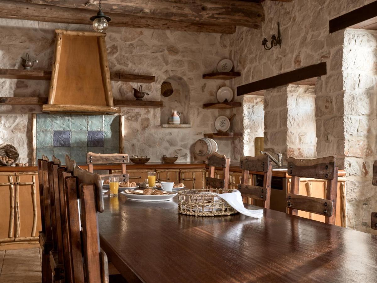 Vafias Villa - Tranquil Location, Ideal For Large Groups, By Zantewize Lithakia  Zewnętrze zdjęcie